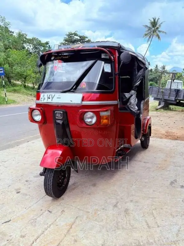 Bajaj RE 205 2012 Three Wheel (Used)