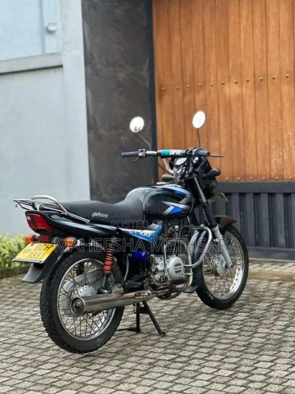 Bajaj CT-100 2016 Motorbike (Used)