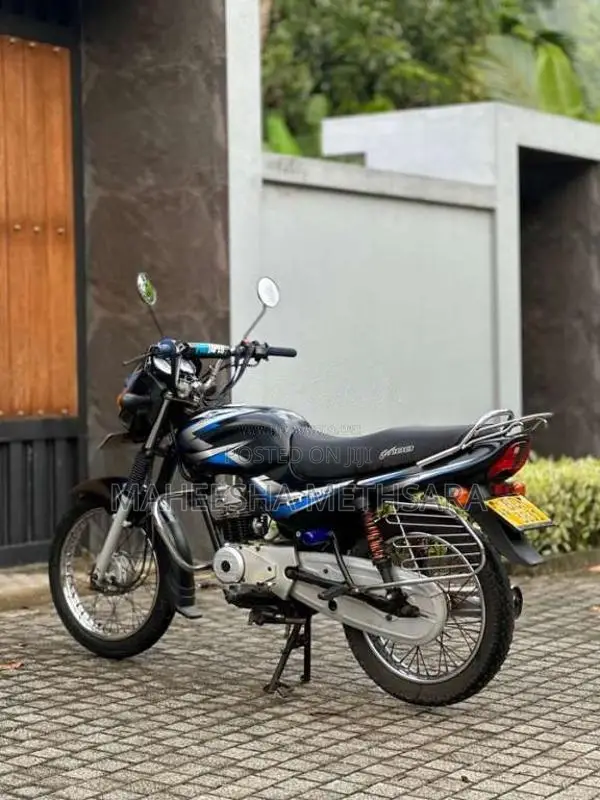 Bajaj CT-100 2016 Motorbike (Used)
