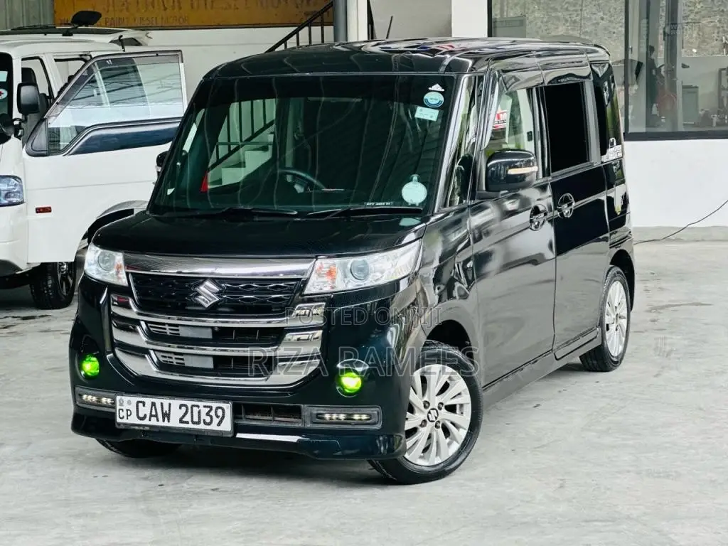 Suzuki Spacia 2017 Car (Used)