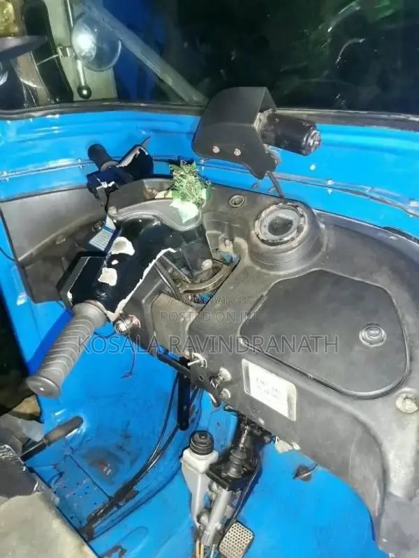 Bajaj RE 205 2010 Three Wheel (Used)
