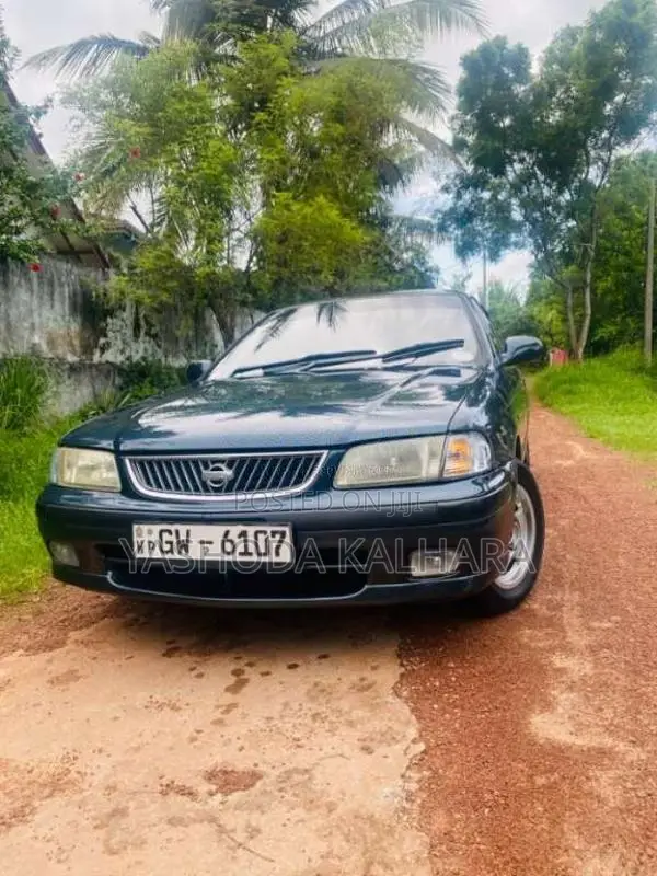Nissan FB15 2000 Car (Used)