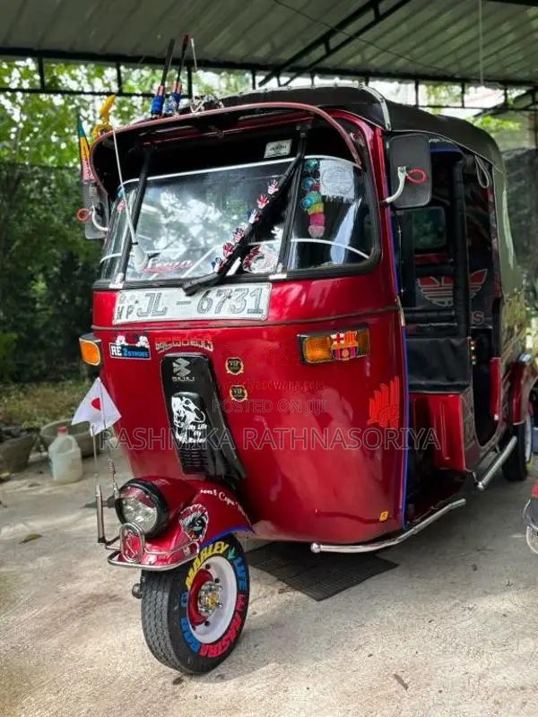 Bajaj RE 2 Stroke 2004 Three Wheel (Used)