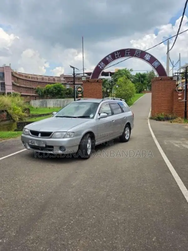Nissan Wingroad 2002 Car (Used)