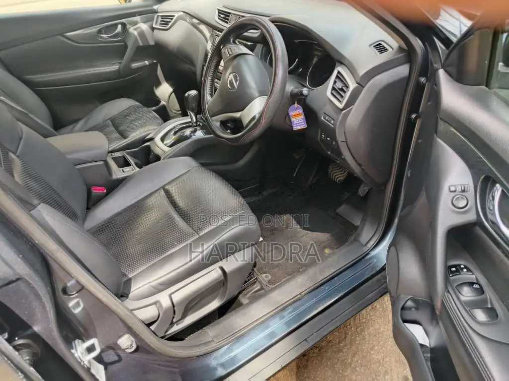 Nissan X-Trail PREMIUM 2WD 2016 SUV (Used)