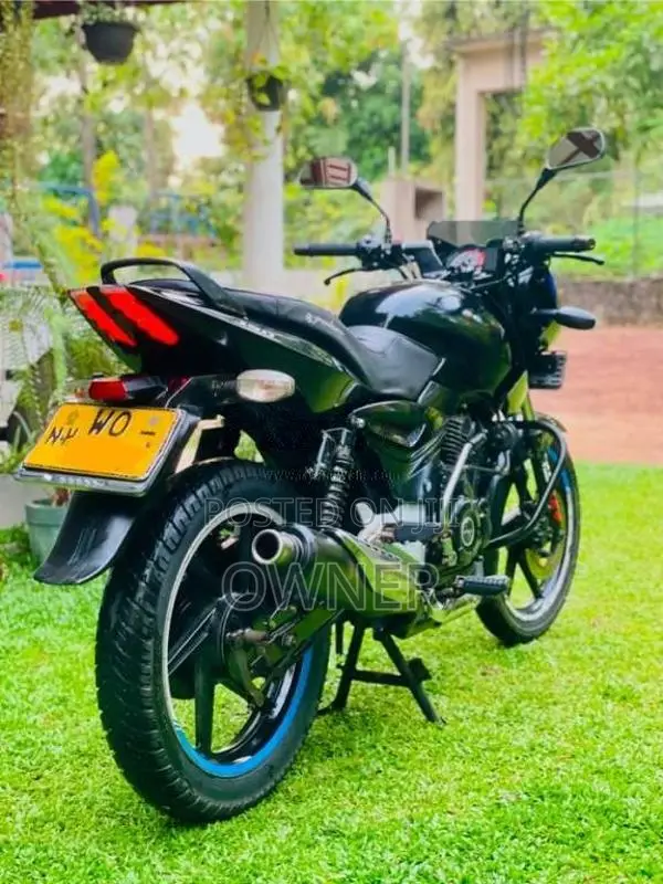 Bajaj Pulsar 150 2010 Motorbike (Used)