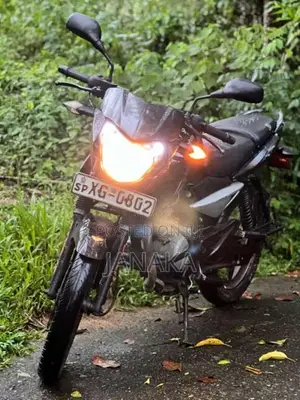 Bajaj Pulsar 135 2012 motorcycle (Used)
