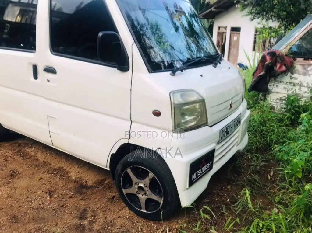Mitsubishi Minicab 2000 Van (Used)