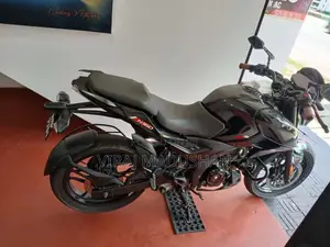 Bajaj Pulsar 2025 Motorbike (Used)