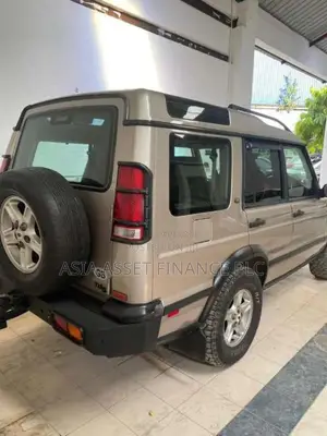 Land-Rover Discovery 5 2002 SUV (Used)