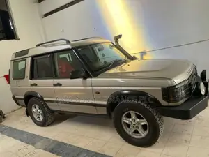 Land-Rover Discovery 5 2002 SUV (Used)