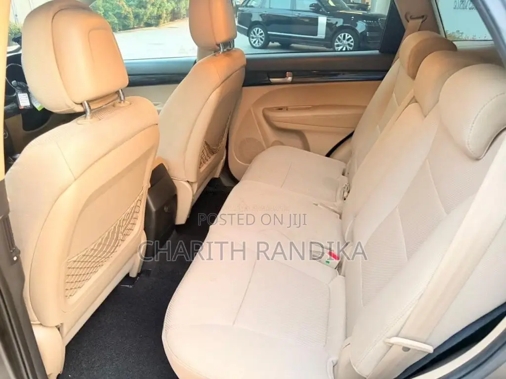 Kia Sorento 2011 SUV (Used)