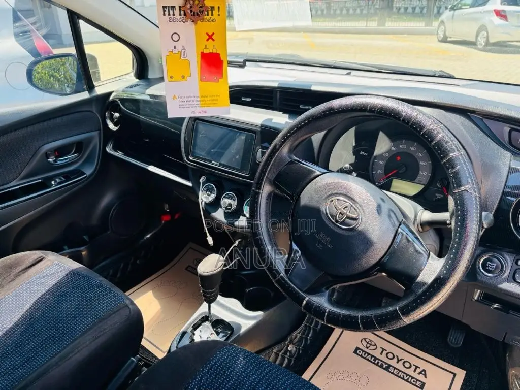 Toyota Vitz 2018 Car (Used)