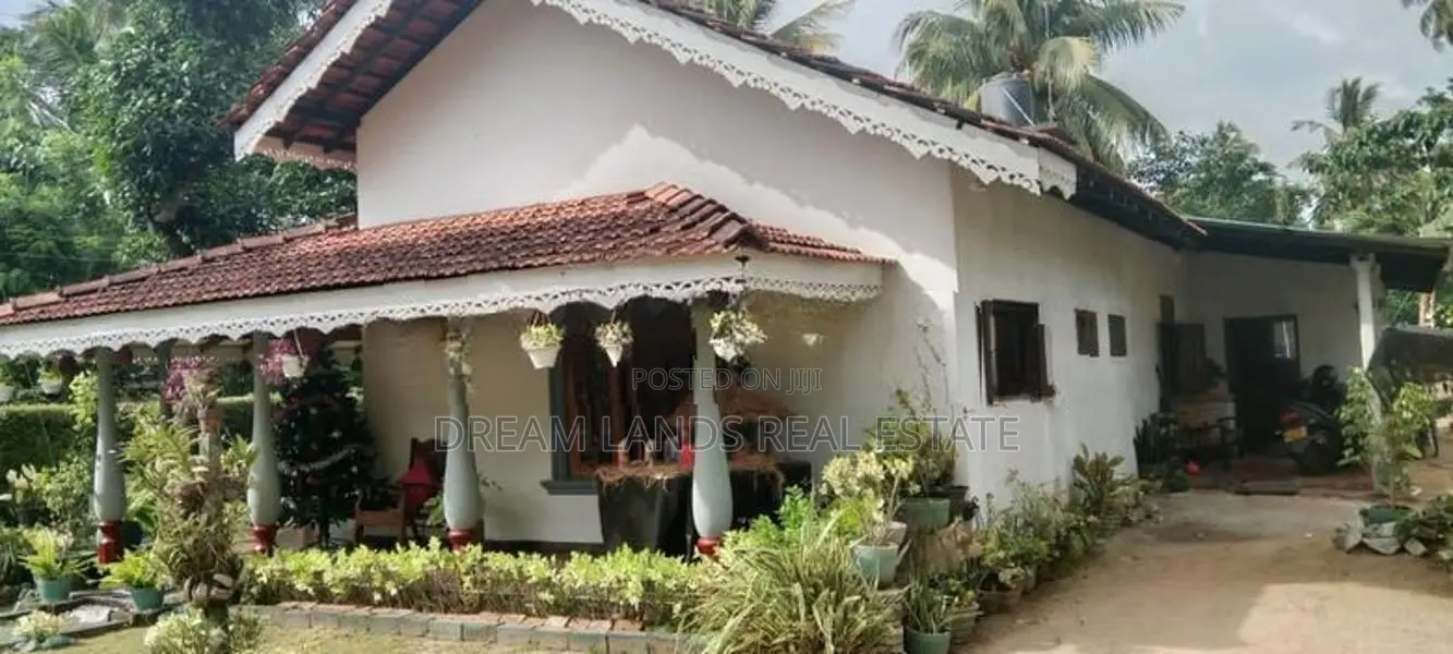 3BED HOUSE FOR SALE IN NEGOMBO (SP331)