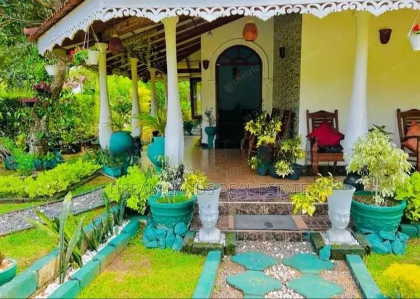 3BED HOUSE FOR SALE IN NEGOMBO (SP331)