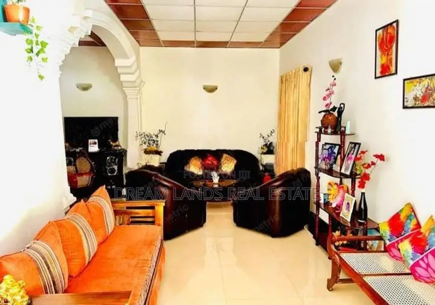 3BED HOUSE FOR SALE IN NEGOMBO (SP331)