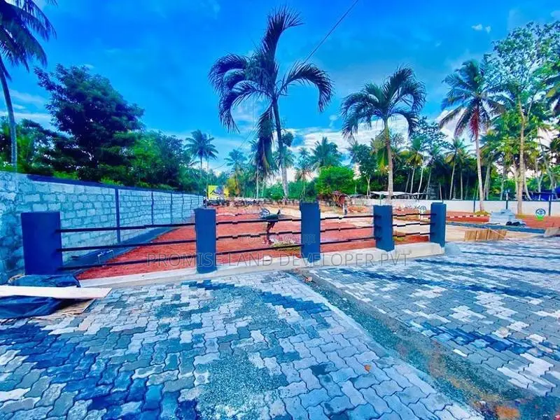 Best Value Land Near Laya Beach Wadduwa Y31