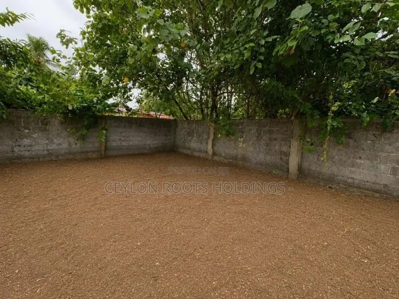 Valuable Land for Sale Thunbowila rd, Bokundara. Length 80ft Width 45f
