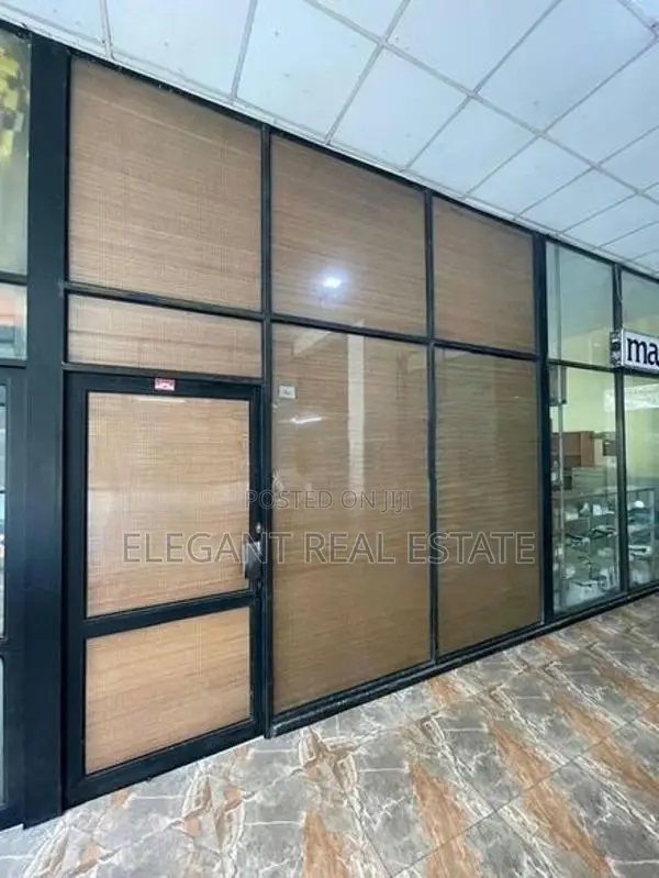 Commercial Property for Rent in Colombo 03 (A5837)