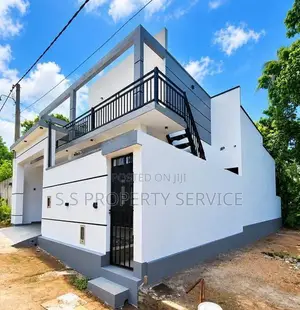 Luxury Architect-Designed House For Sale In Kadawatha (Ssph-449)
