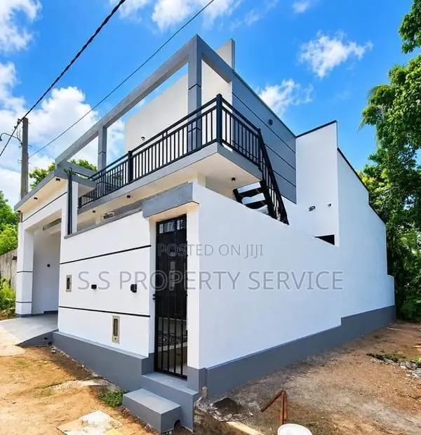 Luxury Architect-Designed House For Sale In Kadawatha (Ssph-449)