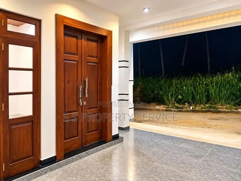 Luxury Architect-Designed House For Sale In Kadawatha (Ssph-449)