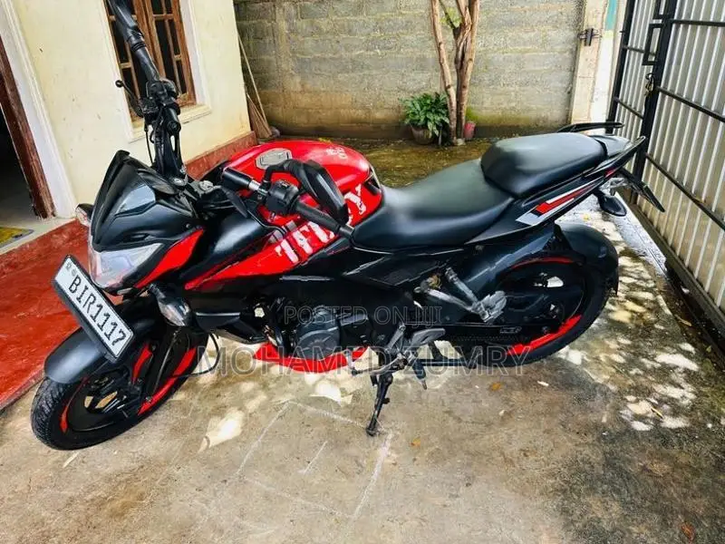 Bajaj Pulsar NS160 2018