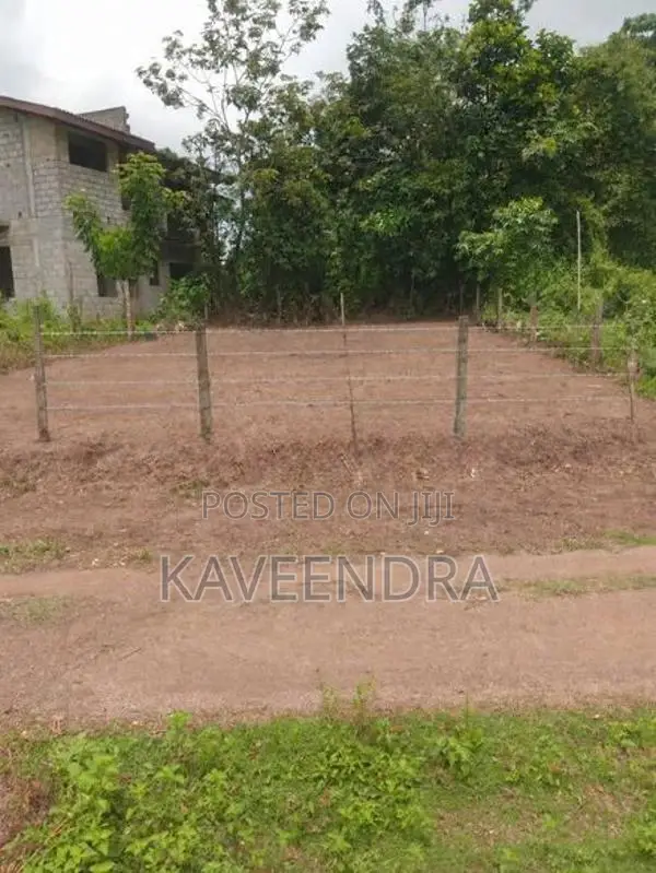 8-Perch Land In Homagama Colombo