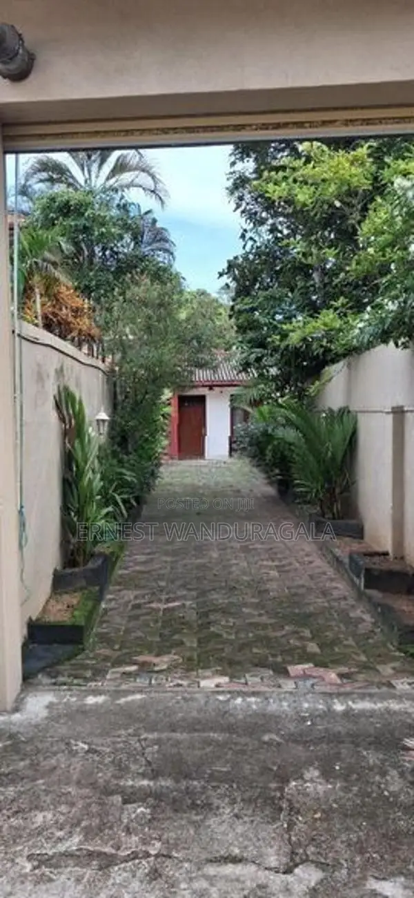 House For Sale In Dehiwala-592