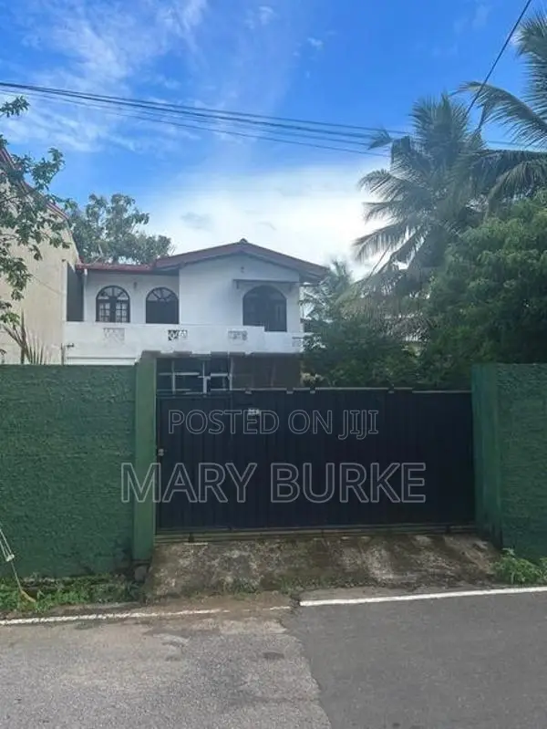 2 Storey House For Sale In Boralesgamuwa