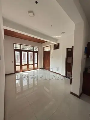 STUNNING 3-STOREY LUXURY HOUSE FOR SALE IN MORATUWA