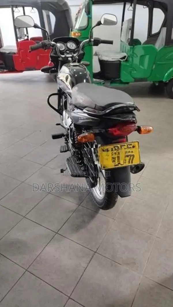 Bajaj Platina 100 2016