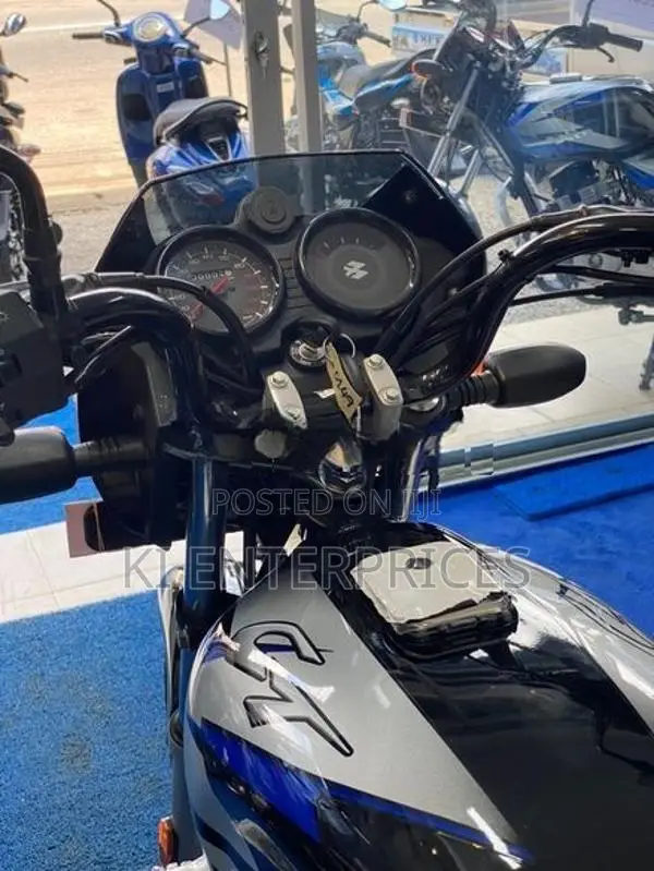 Bajaj CT100 2026
