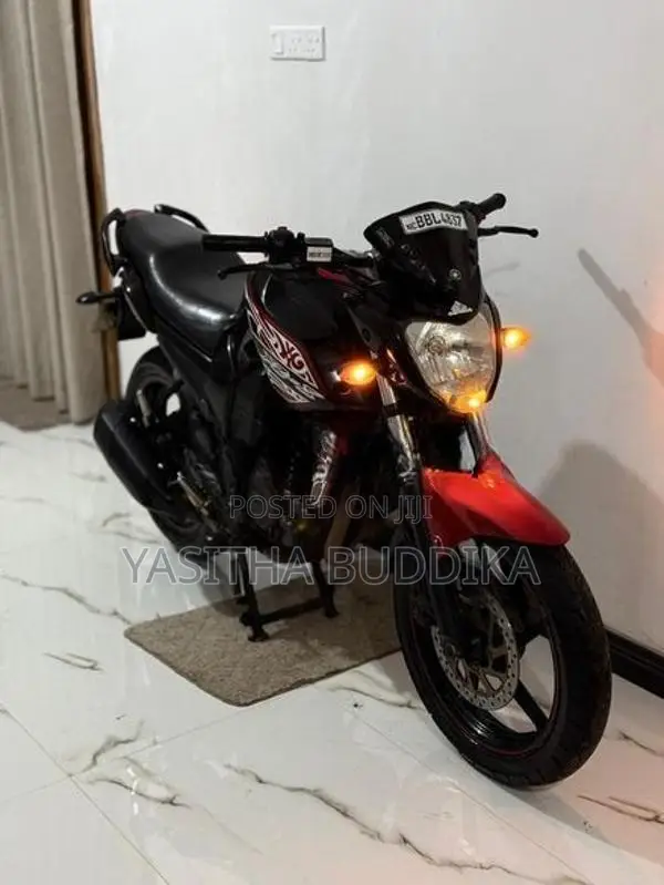Yamaha FZ S 2014