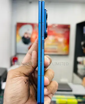 New Samsung Galaxy A Quantum 128 GB Blue