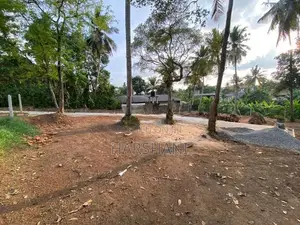 7.5P Superb Land - Walking Distance to High Level Road, Pannipitiya