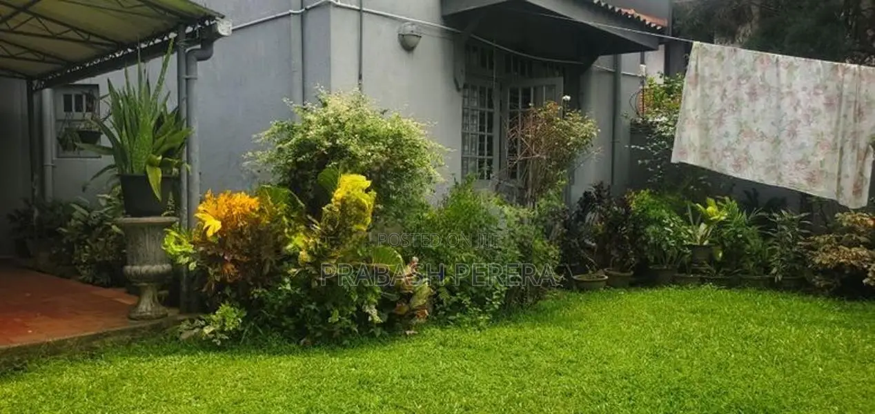House for Sale in Colombo 05.