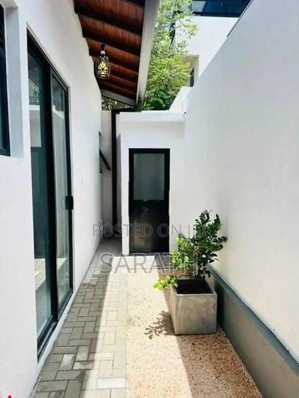 Beautiful Brand New House Sale Athurugiriya