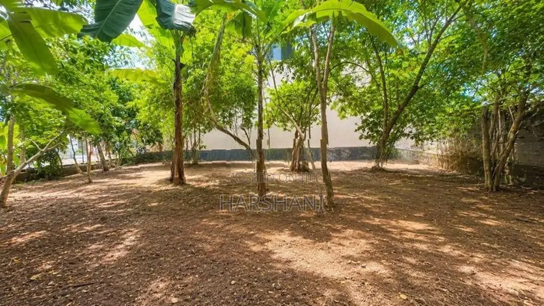 10P Land for Sale at Pagoda Road, Close to Nugegoda & Kotte