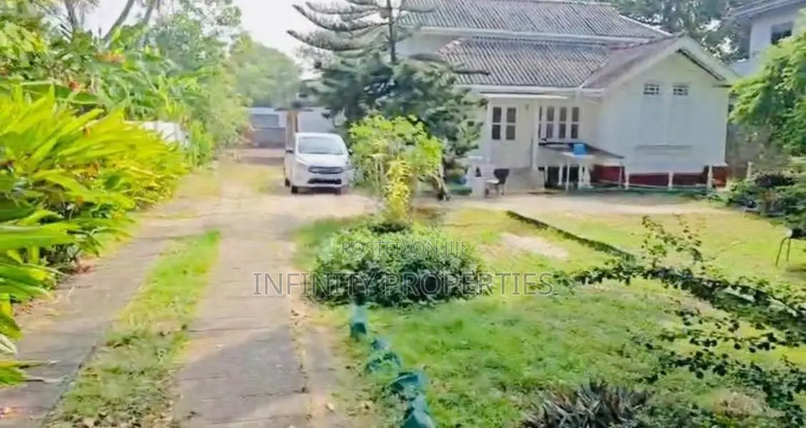 (AF047) 51 P Property for sale in Mount Lavinia