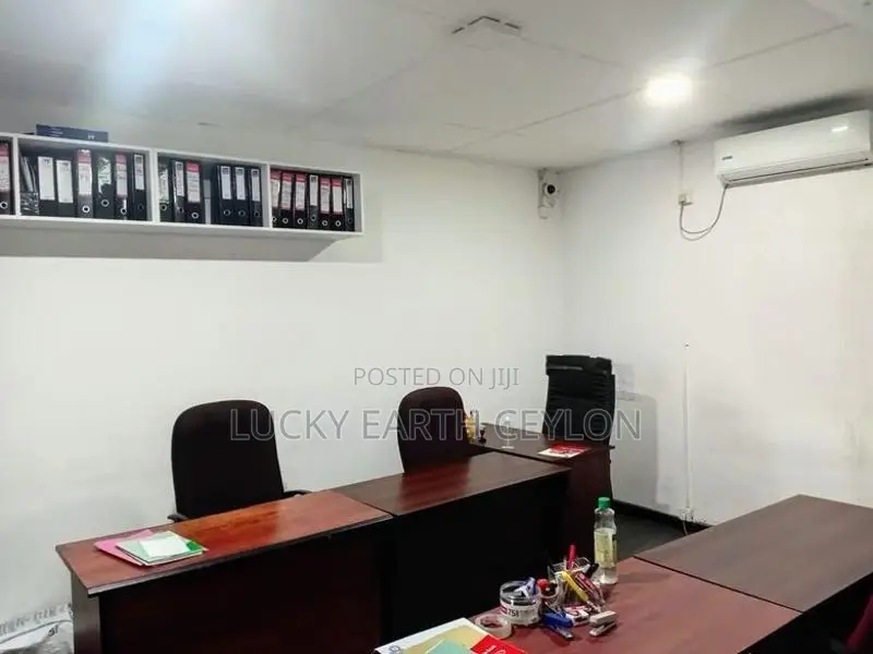 Nugegoda, Unfurnished Commercial property For Rent (MG1371)