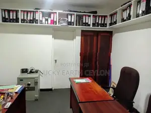 Nugegoda, Unfurnished Commercial property For Rent (MG1371)