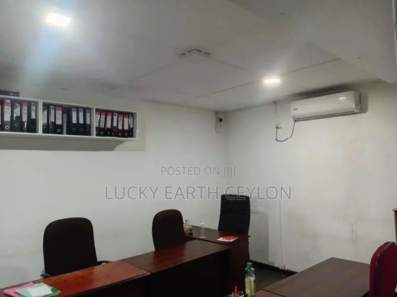 Nugegoda, Unfurnished Commercial property For Rent (MG1371)