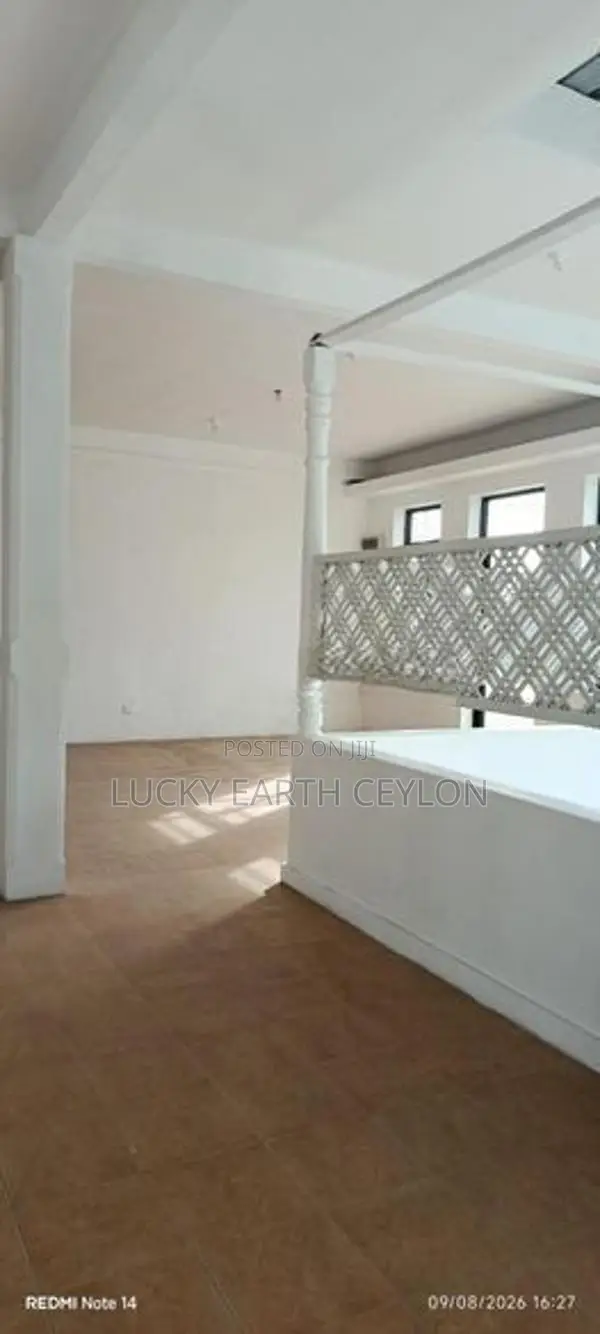 Nugegoda, Unfurnished 4 story Commercial property For Rent (MG1203)