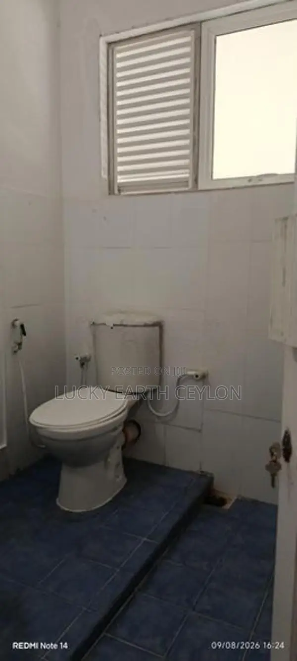 Nugegoda, Unfurnished 4 story Commercial property For Rent (MG1203)