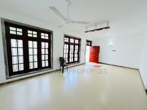 03 Story Luxury house With 11.05 P sale At Mount Lavinea