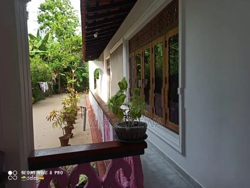 3Bedroom house for sale in naththandiya