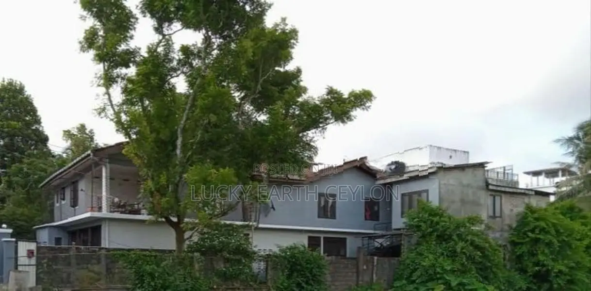 Sale, Maharagama Unfurnished 2 Story House For Sale (NZMS3072)