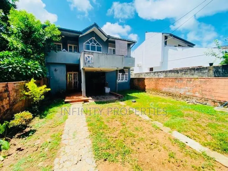 (AF097) 02 Story House With 10.9 P Sale At epitamulla road Pitakotte