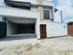 super luxury Brand New solid Modern 2 Story House-piliyandala